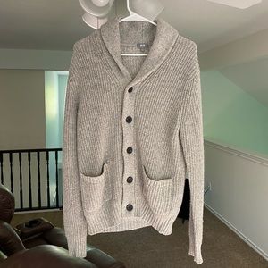 Men’s Uniqlo Grey Cardigan Large